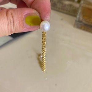 Fresh water pearl earrings